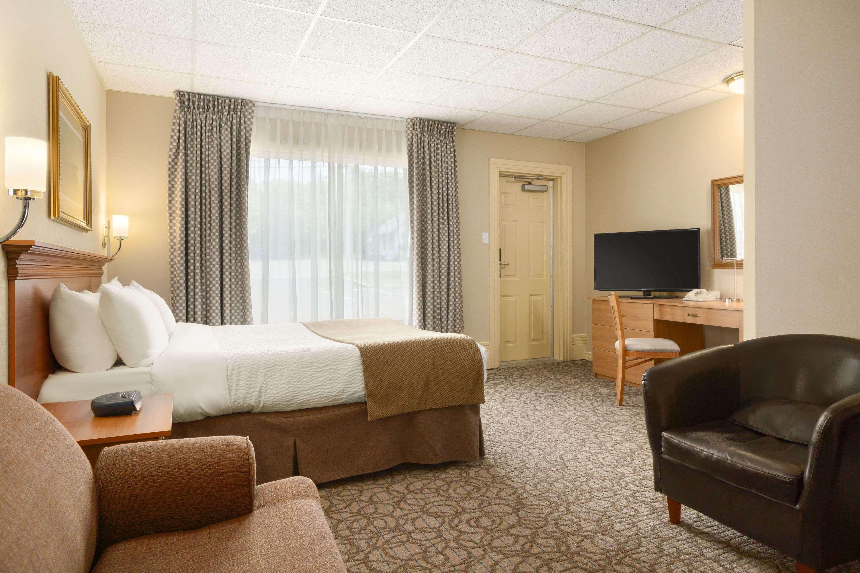 Days Inn By Wyndham Rivière-du-Loup Dış mekan fotoğraf