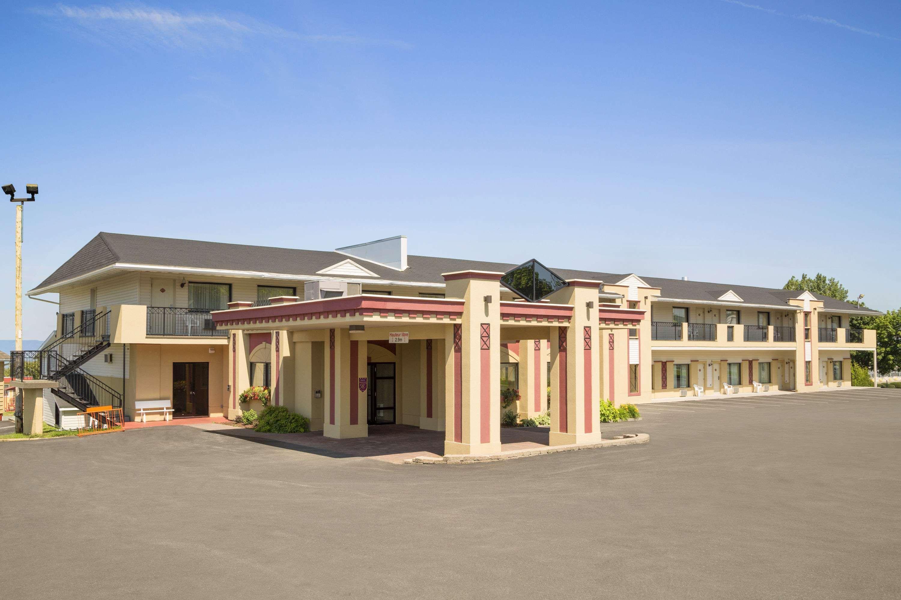 Days Inn By Wyndham Rivière-du-Loup Dış mekan fotoğraf