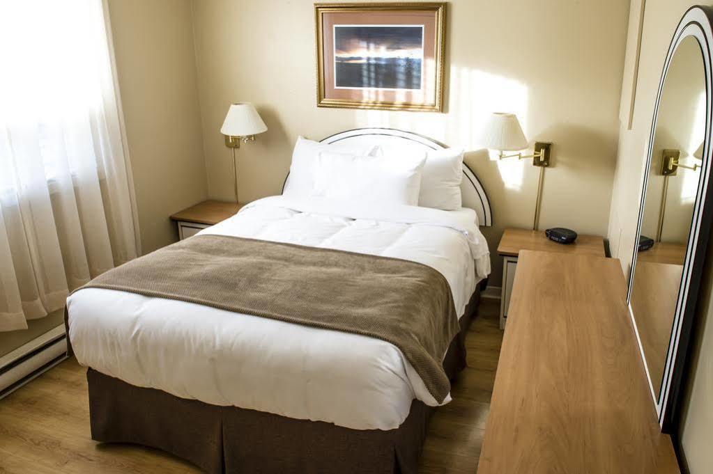 Days Inn By Wyndham Rivière-du-Loup Oda fotoğraf